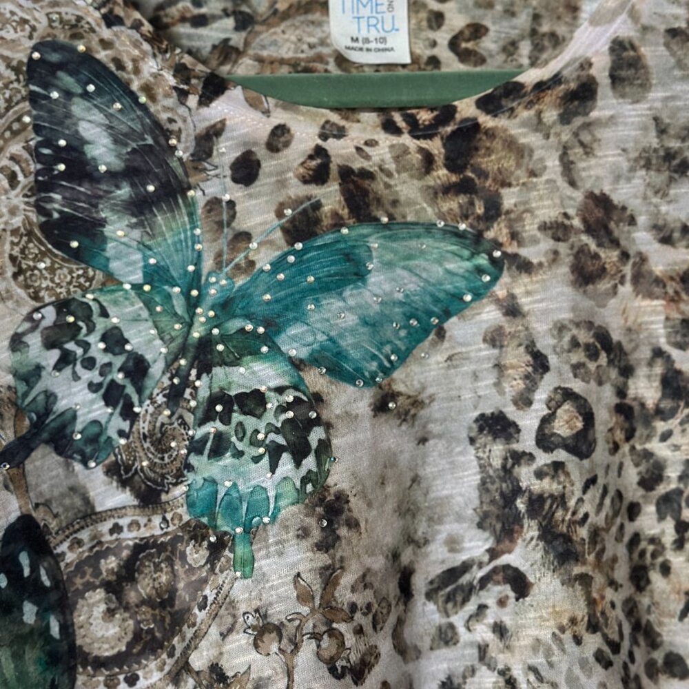 Time & Tru Bling Embellished Animal Print/Leopard Top (M 8-10)